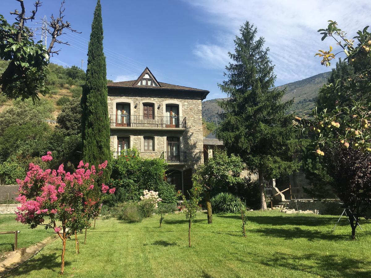Gasthaus Cal Quimet Rialp Exterior foto