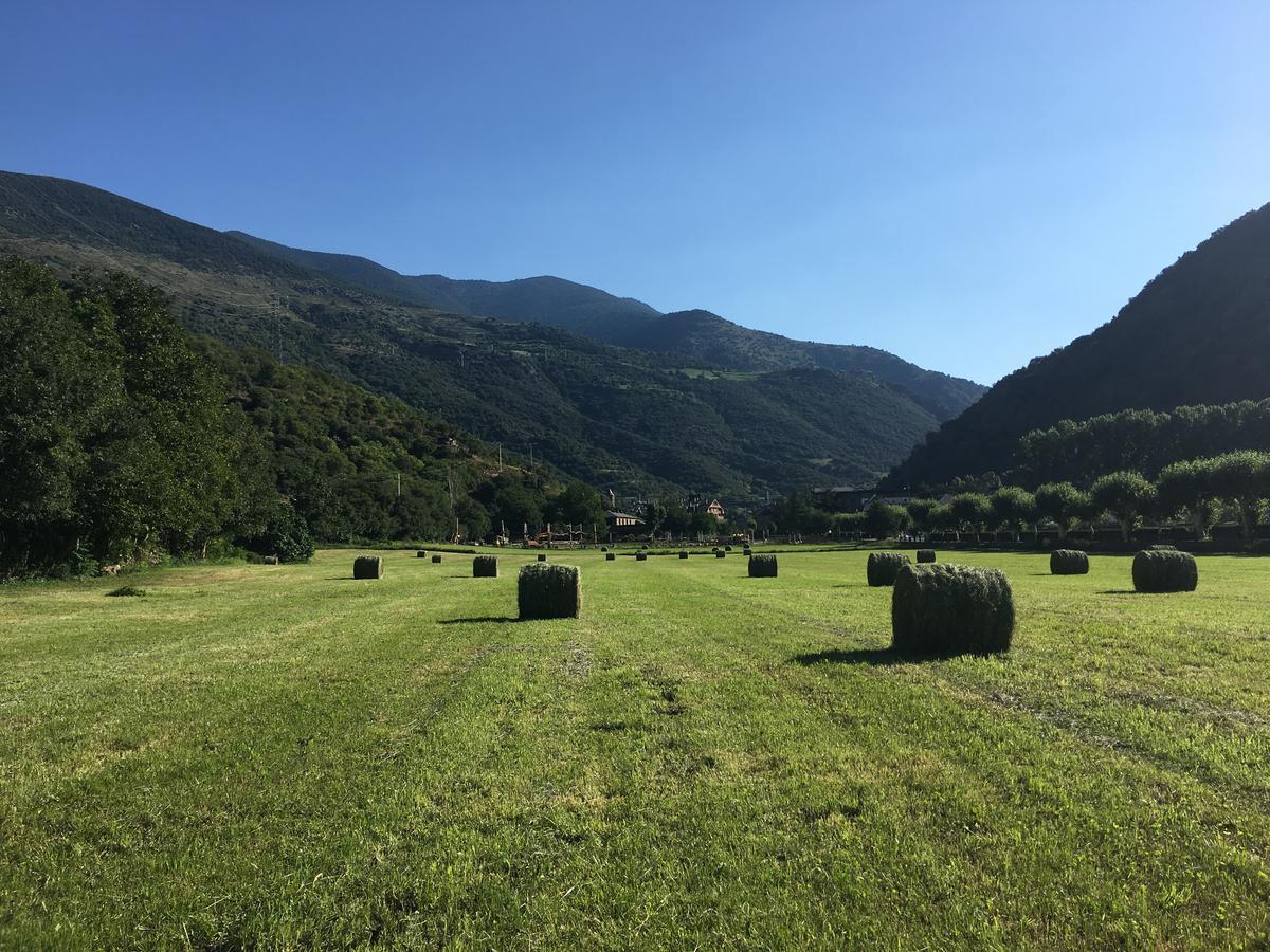 Gasthaus Cal Quimet Rialp Exterior foto