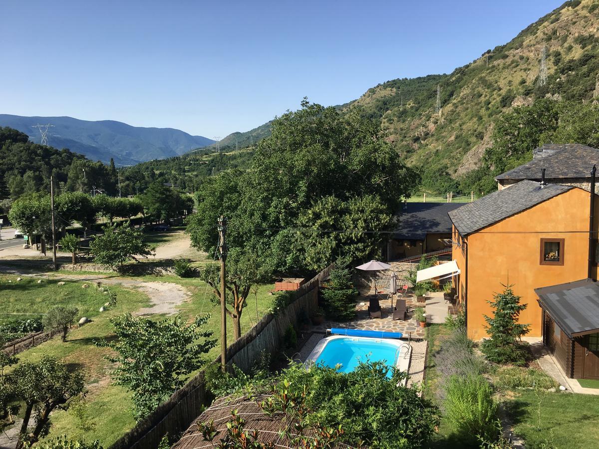 Gasthaus Cal Quimet Rialp Exterior foto