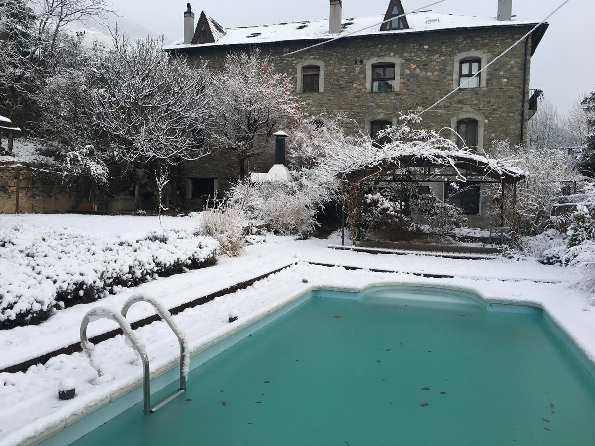 Gasthaus Cal Quimet Rialp Exterior foto